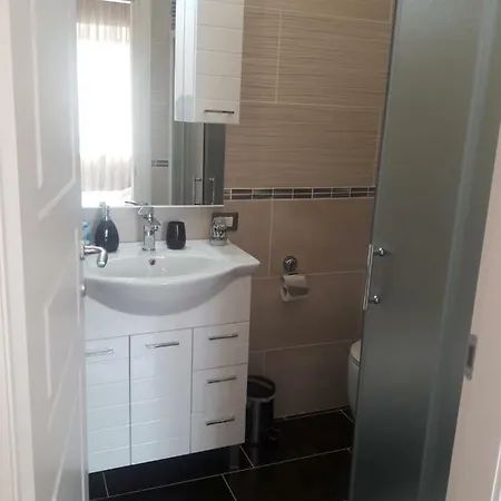 Alessandra's بيت ضيافة