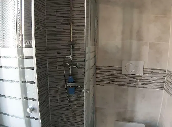 בית הארחה Alessandra's